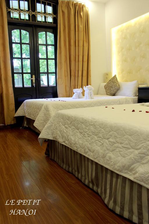 Le Petit Hanoi Hotel Exterior photo